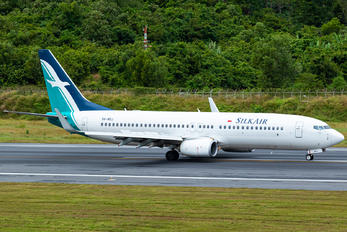 9V-MGJ - SilkAir Boeing 737-800