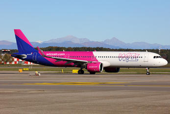 9H-WAL - Wizz Air Airbus A321