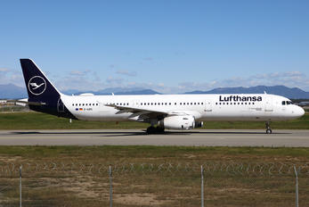 D-AIDG - Lufthansa Airbus A321
