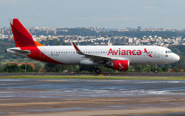 PR-OCB - Avianca Brasil Airbus A320