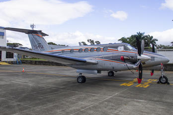 TG-FLY - Private Beechcraft 300 King Air