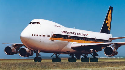 9V-SQR - Singapore Airlines Boeing 747-200