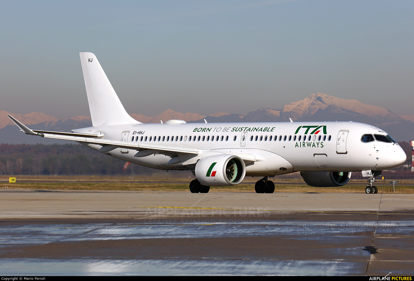 ITA Airways EI-HHJ aircraft at Milan - Malpensa
