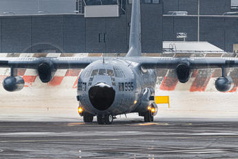 164995 - USA - Navy Lockheed C-130T Hercules