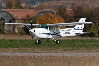 I-AMAA - Private Cessna 172 Skyhawk (all models except RG)