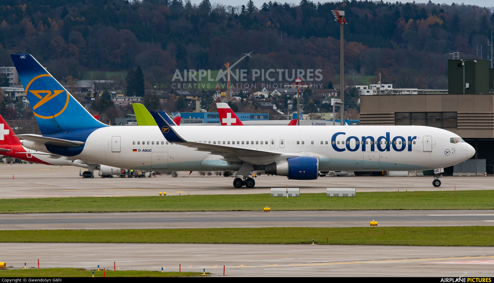 Condor D-ABUC aircraft at Zurich