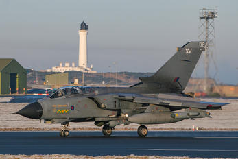 ZA410 - Royal Air Force Panavia Tornado GR.4 / 4A