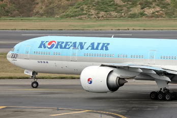 HL8346 - Korean Air Boeing 777-300ER