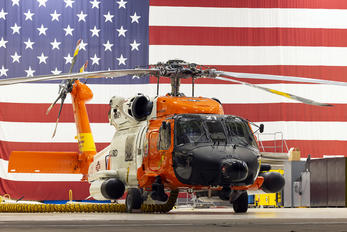 6021 - USA - Coast Guard Sikorsky MH-60T Jayhawk