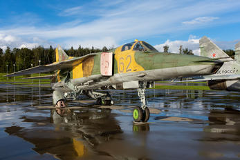 62 - Russia - Air Force Mikoyan-Gurevich MiG-27