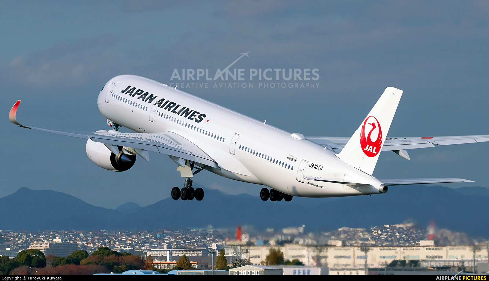 JA12XJ - JAL - Japan Airlines Airbus A350-900 at Osaka - Itami