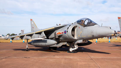 ZD327 - Royal Navy British Aerospace Harrier GR.7