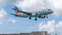 N9015D - American Airlines Airbus A319 aircraft