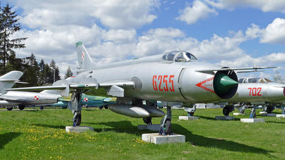 6255 - Poland - Air Force Sukhoi Su-20