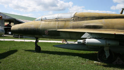 23+64 - Germany - Democratic Republic Air Force Mikoyan-Gurevich MiG-21US