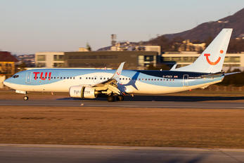 G-FDZX - TUI Airways Boeing 737-800