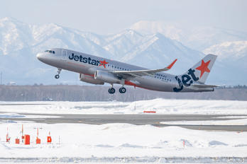 JA24JJ - Jetstar Japan Airbus A320