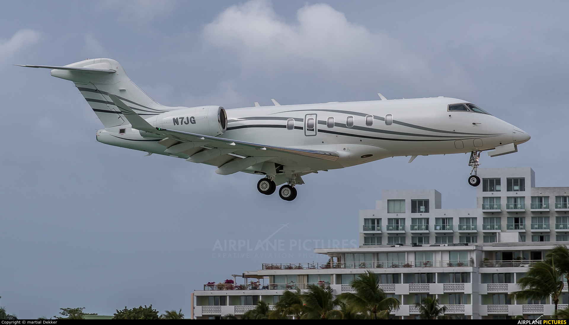 Private N7JG aircraft at Sint Maarten - Princess Juliana Intl