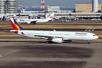 RP-C8784 - Philippines Airlines Airbus A330-300