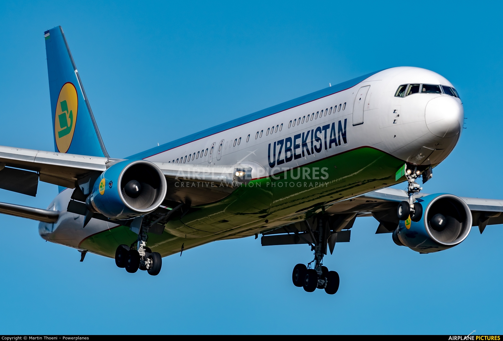 Uzbekistan Airways UK67006 aircraft at Zurich