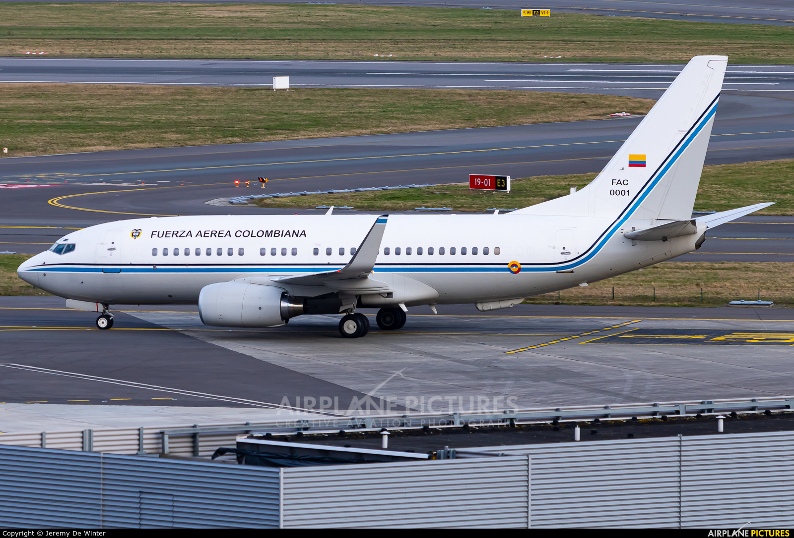 Colombia - Air Force FAC0001 aircraft at Brussels - Zaventem
