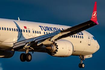 TC-LYB - Turkish Airlines Boeing 737-9 MAX