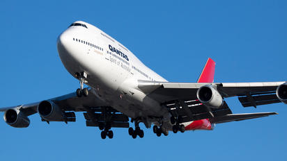 VH-OJN - QANTAS Boeing 747-400