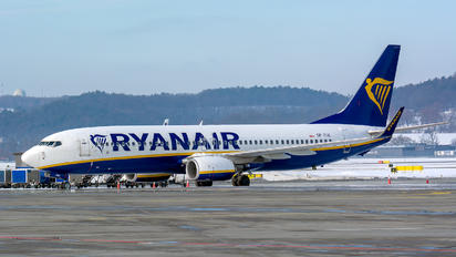 SP-RSG - Ryanair Sun Boeing 737-8AS