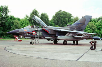 MM7087 - Italy - Air Force Panavia Tornado - IDS