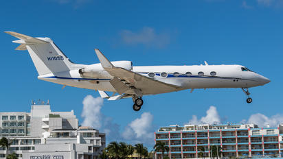 HI1055 - Private Gulfstream Aerospace G-IV,  G-IV-SP, G-IV-X, G300, G350, G400, G450