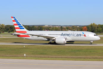 N819AN - American Airlines Boeing 787-8 Dreamliner