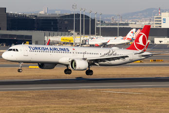 TC-LTD - Turkish Airlines Airbus A321 NEO