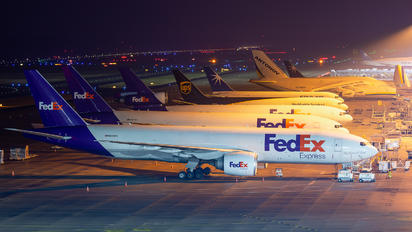 N883FD - FedEx Federal Express Boeing 777F