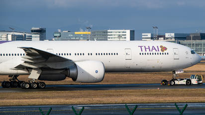 HS-TKV - Thai Airways Boeing 777-300ER