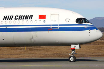 B-321M - Air China Airbus A350-900