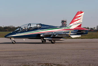 MM54154 - Italy - Air Force "Frecce Tricolori" Aermacchi MB-339-A/PAN