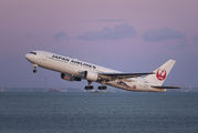 JA656J - JAL - Japan Airlines Boeing 767-300ER aircraft