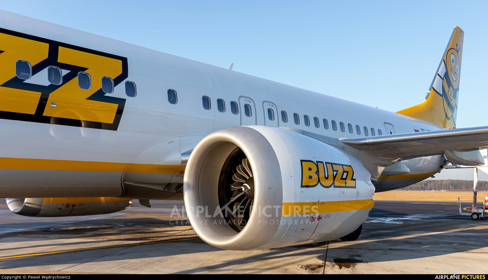 Buzz SP-RZE aircraft at Modlin