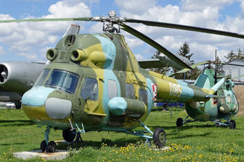 085 - Poland - Air Force Mil Mi-2