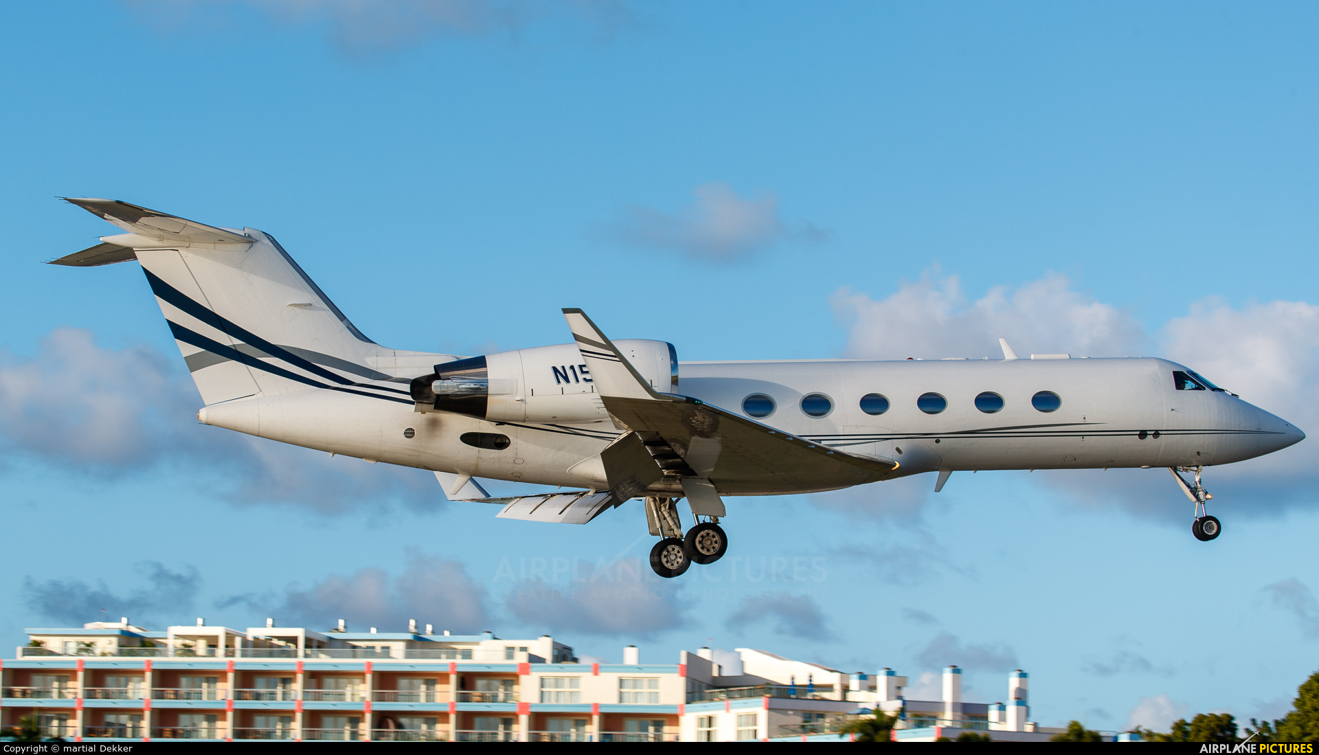 Private N154G aircraft at Sint Maarten - Princess Juliana Intl