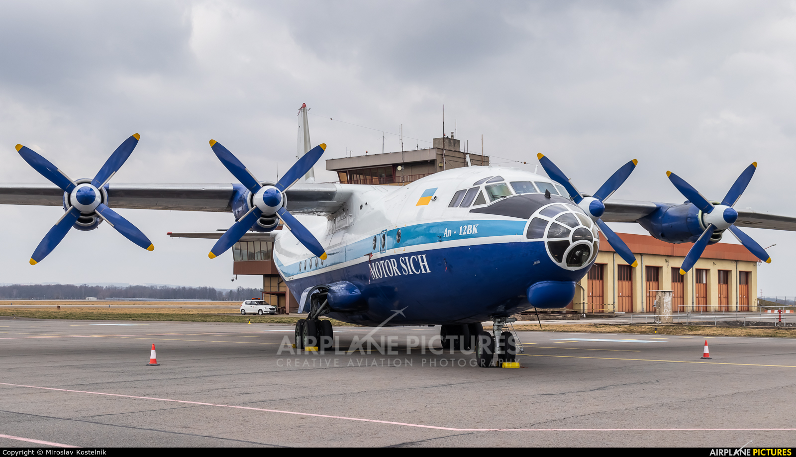 Motor Sich UR-11316 aircraft at Ostrava Mošnov