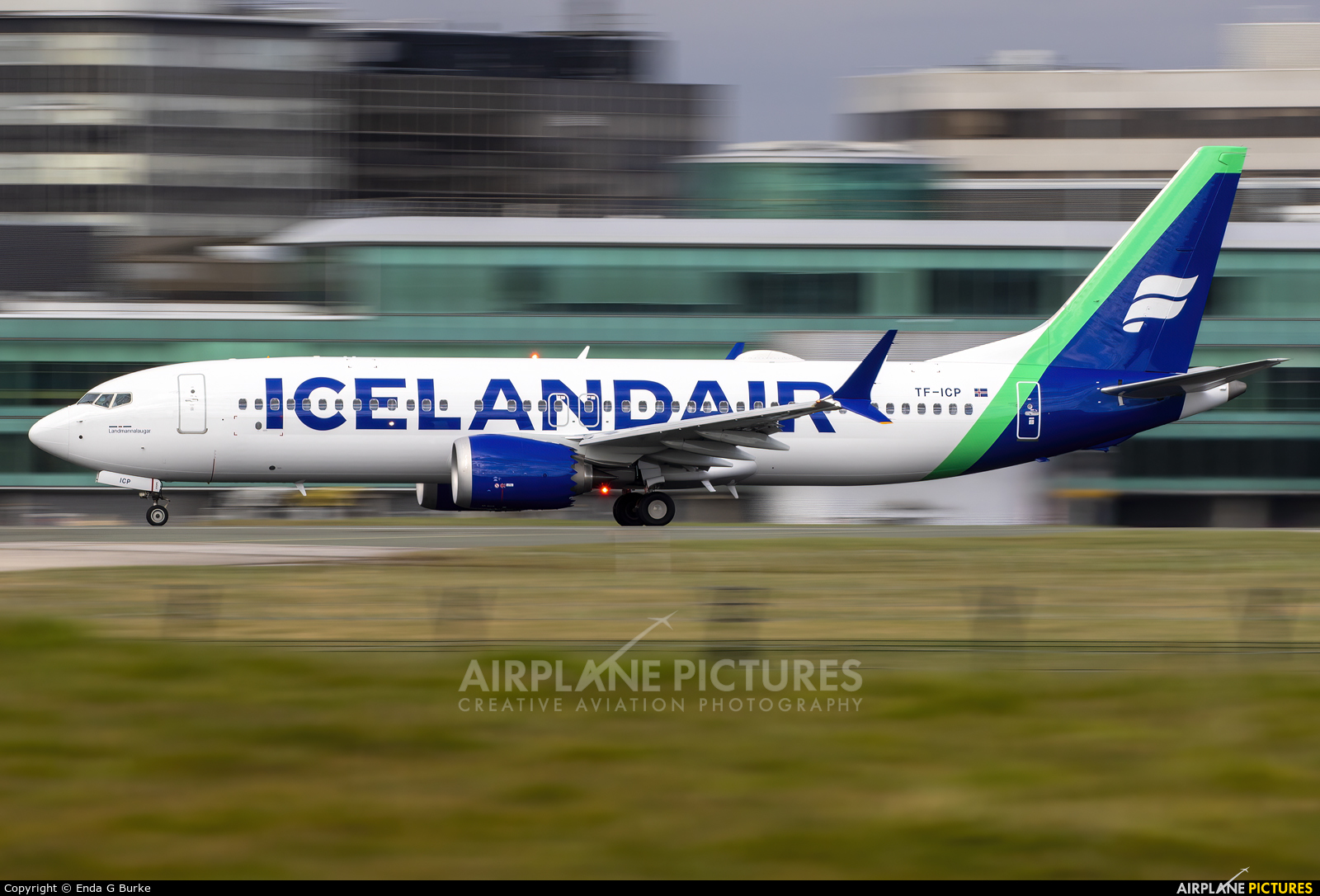 Icelandair TF-ICP aircraft at Manchester