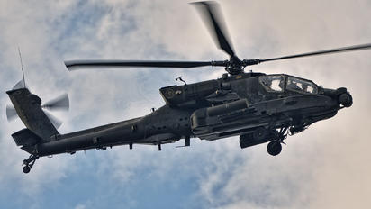 10-05626 - USA - Army Boeing AH-64D Apache