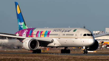 HZ-ARB - Saudi Arabian Airlines Boeing 787-9 Dreamliner