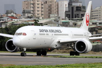 JA879J - JAL - Japan Airlines Boeing 787-9 Dreamliner