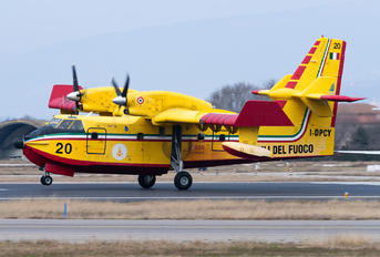 I-DPCY - Italy - Protezione civile Canadair CL-415 (all marks)