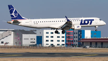 SP-LNK - LOT - Polish Airlines Embraer ERJ-195 (190-200)