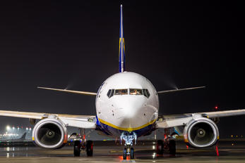 SP-RSG - Buzz Boeing 737-8AS