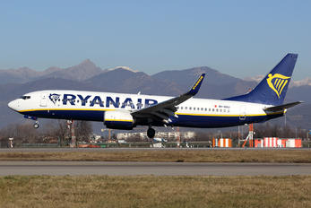 9H-QAU - Ryanair Boeing 737-8AS