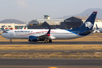 XA-CCC - Aeromexico Boeing 737-8 MAX